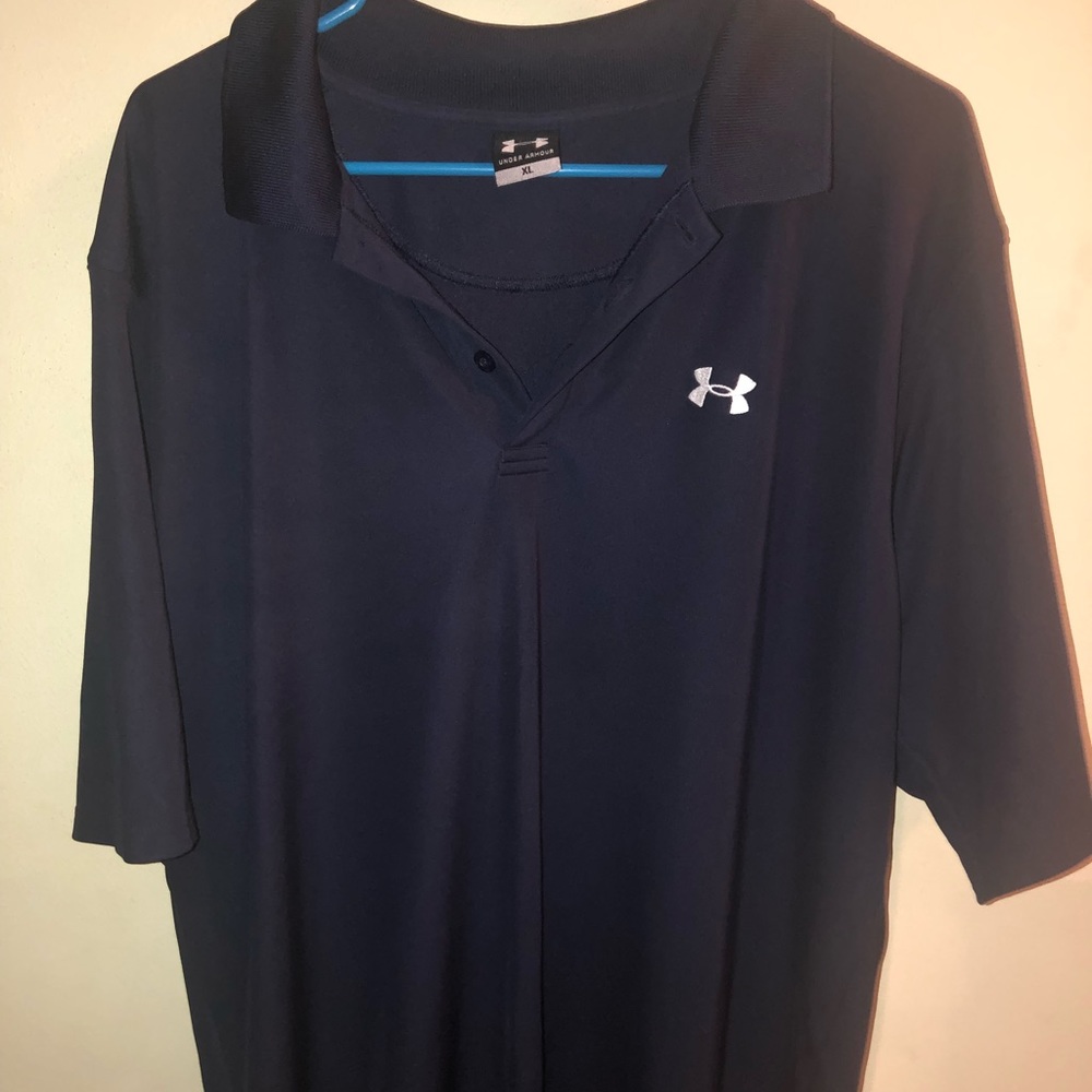 Under Armour Men’s Golf Shirt Size: XL